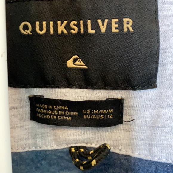 Quicksilver Zip up - Picture 3 of 4